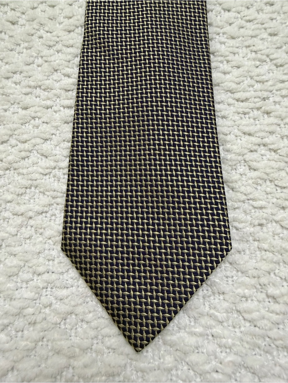 346 Brooks Brothers Pure Silk Tie
